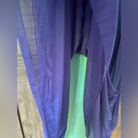 Blue and Aqua Laura Plus iridescent gown with jewel detail, NWOT, sz 18W - Picture 11 of 12